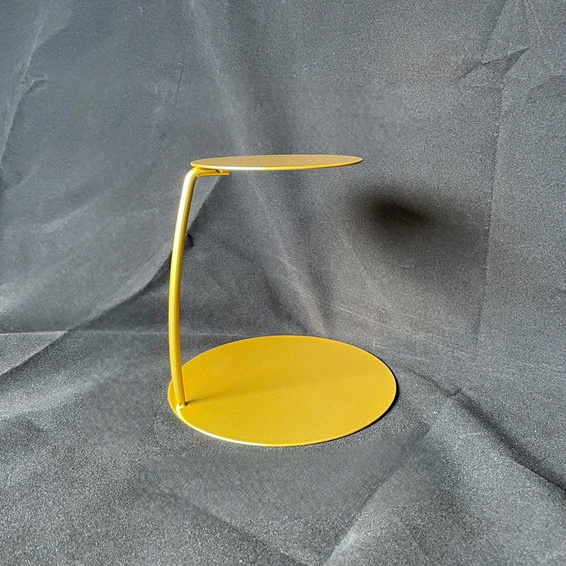 Présentoir à gâteau baptême doré petit format plateau flottant